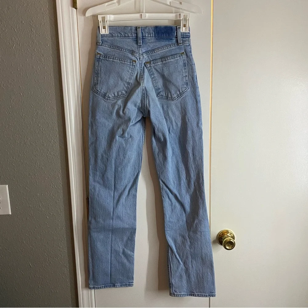 Abercrombie & Fitch Women’s Ultra High Rise 90s Straight Jean - Picture 5 of 6